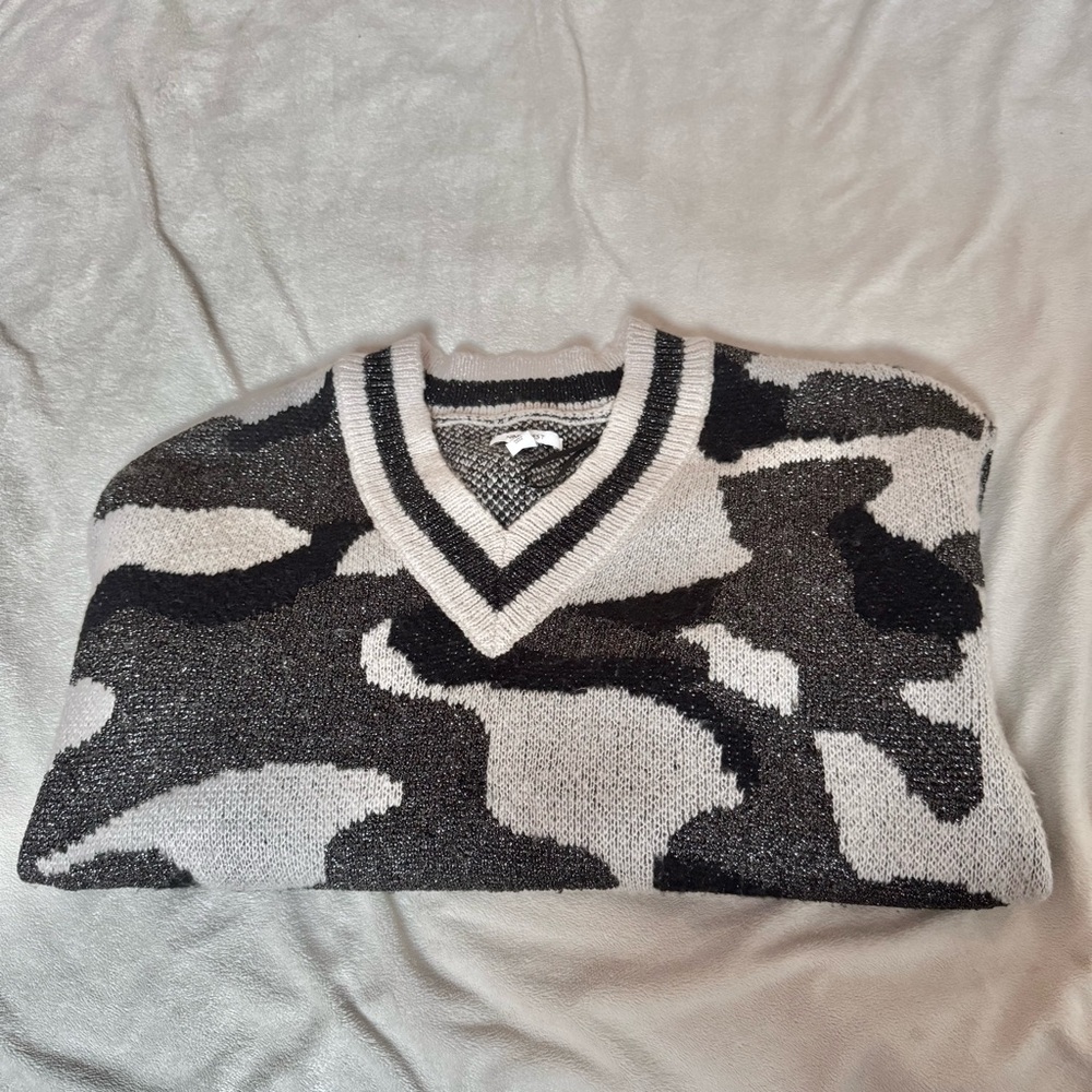 Nine West Camo Sparkle Sweater M